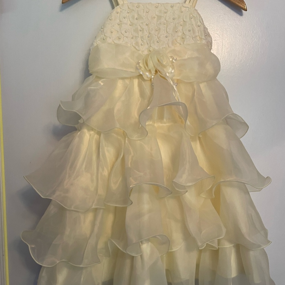Richie House Elegant Light Yellow Dress with Bow Sz 6/7 NWT